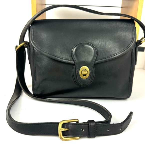 Vintage Coach Devon Classic Black Leather Crossbody Purse Please Read Listing - Picture 3 of 13